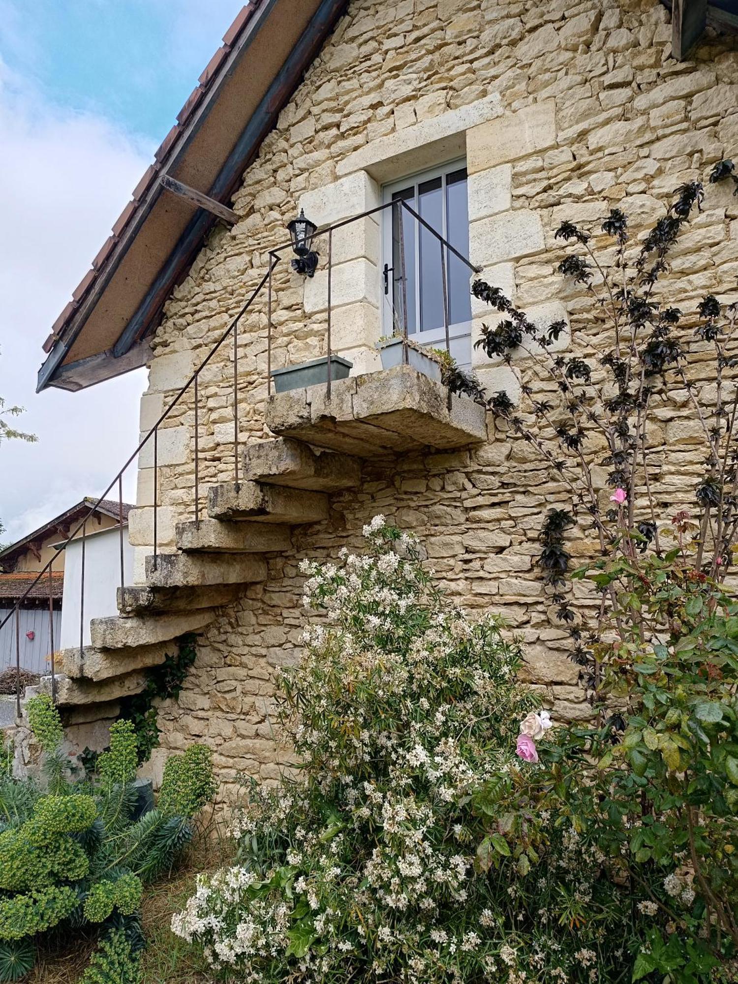 Le Clos Reaud Blaye Exterior photo