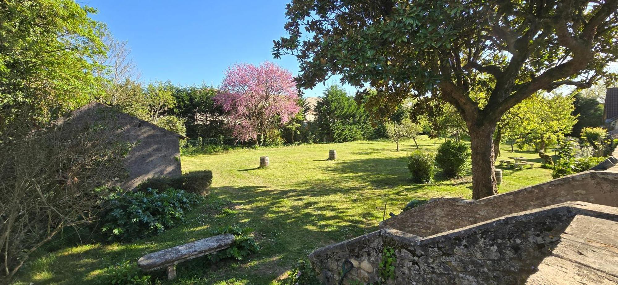 Le Clos Reaud Blaye Exterior photo